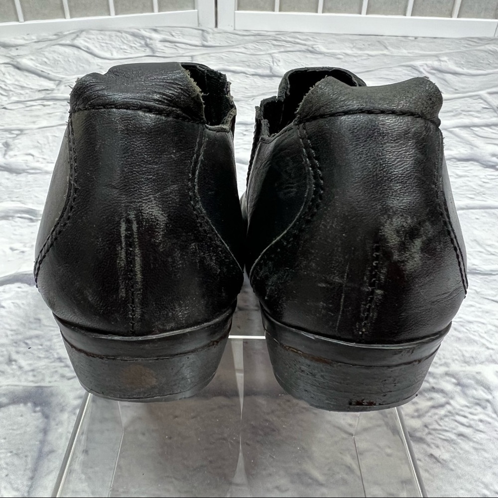 MOOTSIE TOOTSIES Butch Black Slip On Pointed Ankle Booties 7 - Picture 13 of 16